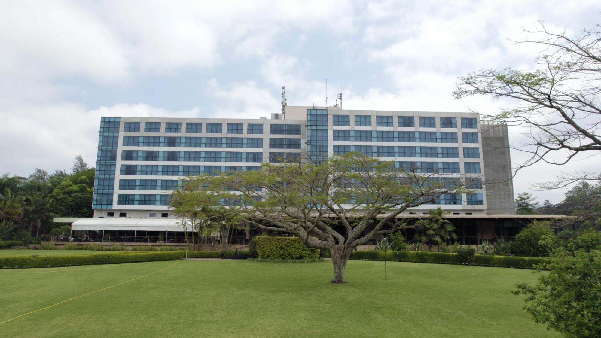 Mount Meru Hotel Аруша Екстер'єр фото
