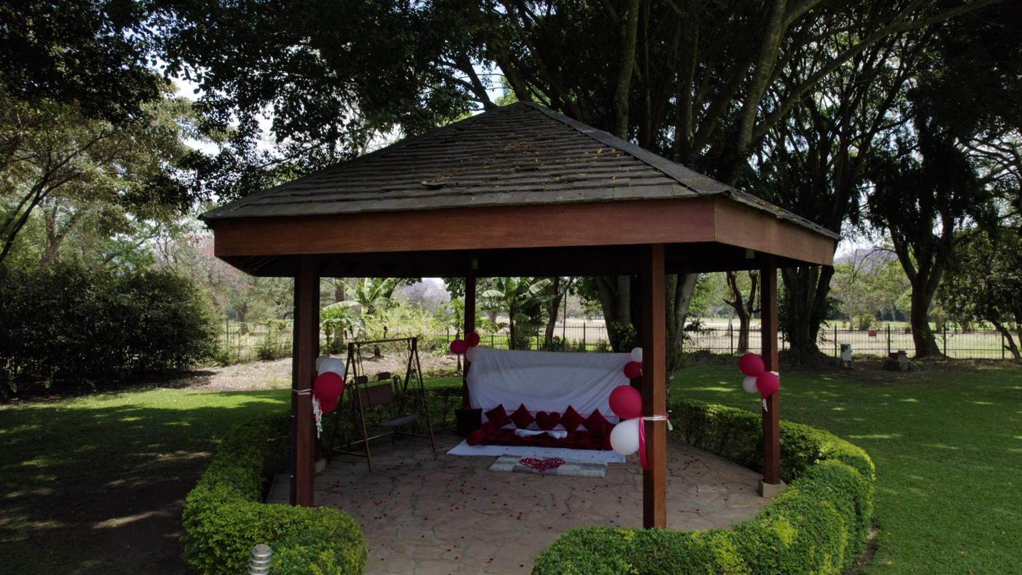 Mount Meru Hotel Аруша Екстер'єр фото
