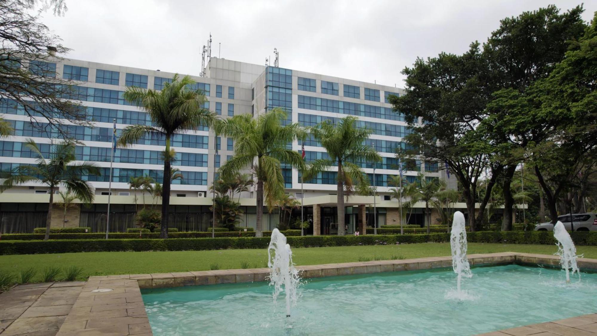 Mount Meru Hotel Аруша Екстер'єр фото